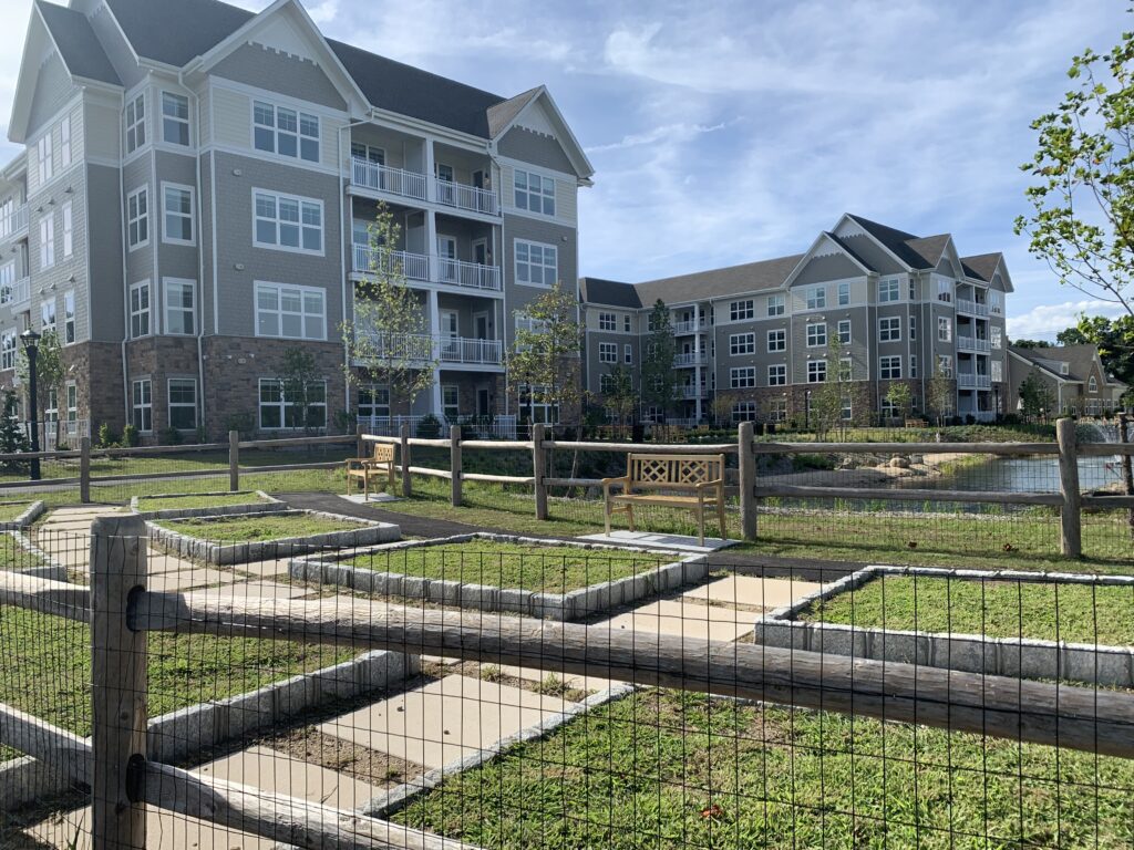 Fountaingate Gardens Senior Living Community on Long Island